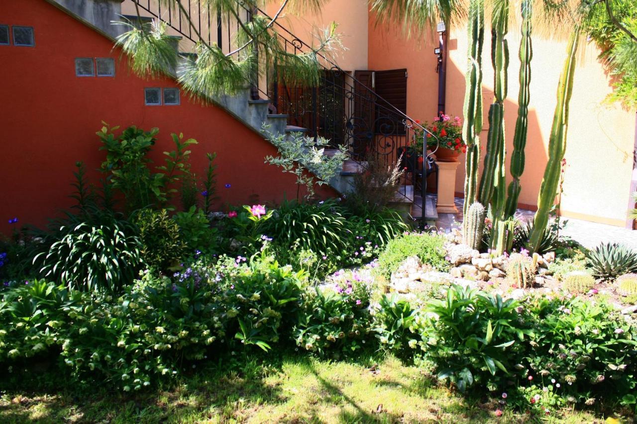 Garden Fuorirotta Bed and Breakfast San Giovanni Teatino Exterior foto